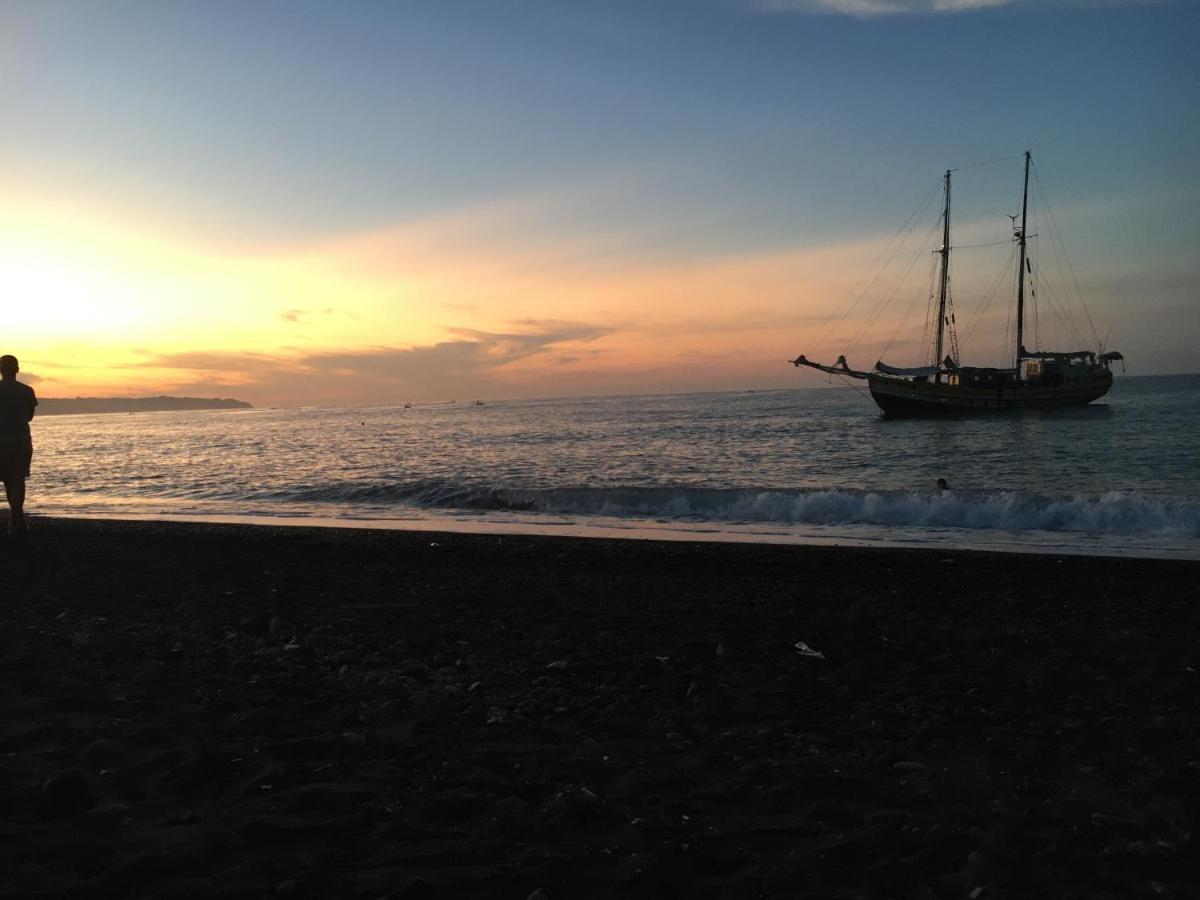 Amed Sunset Beach Exteriér fotografie